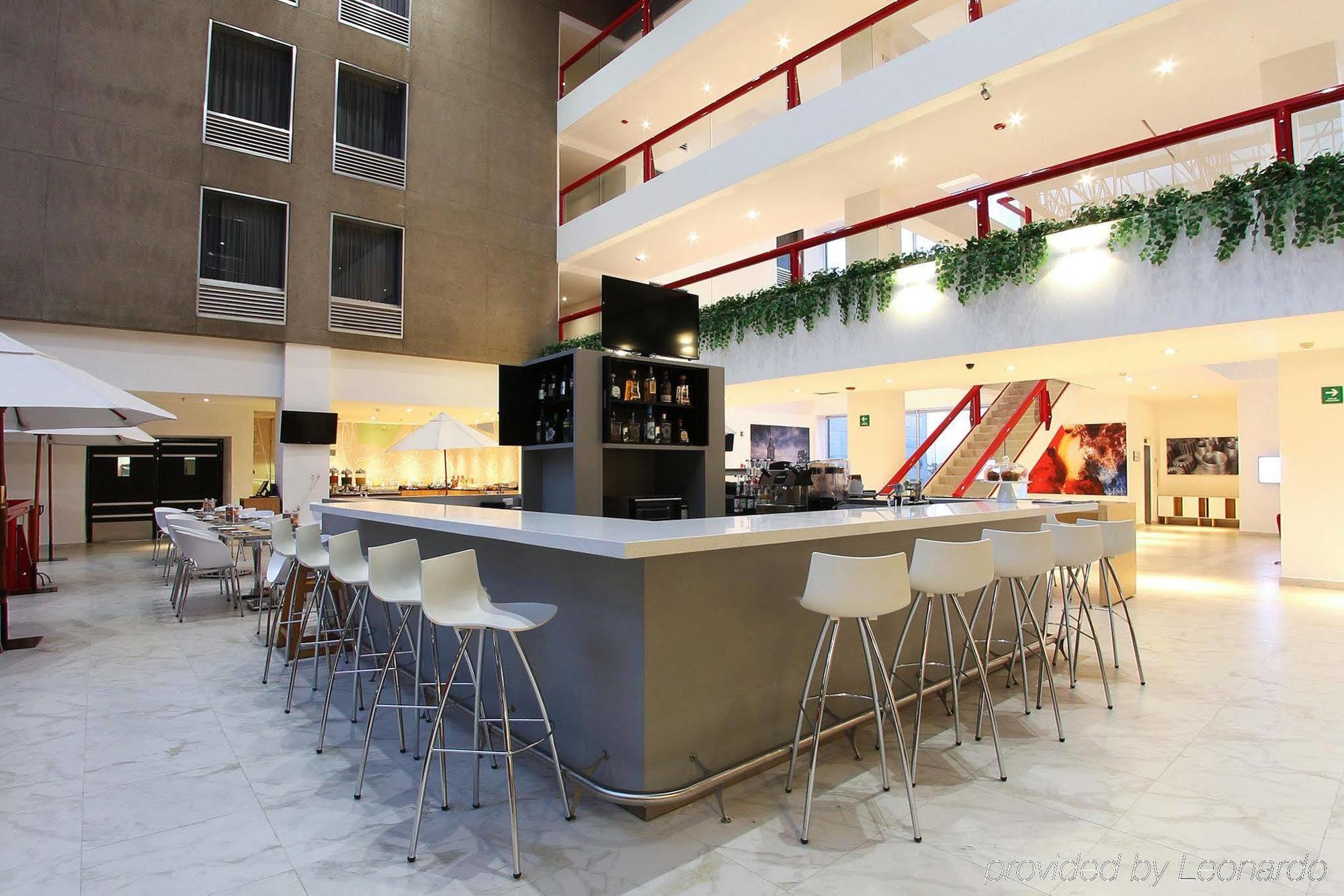 Fiesta Inn Tlalnepantla Tlalnepantla de Baz Exteriör bild